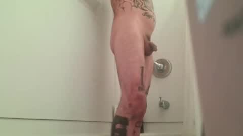 Snapshot of gnasty83 chatting on October 4, 3:43 pm gnasty83 online show from October 4, 3:43 pm