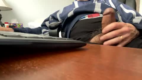 gngnxxx online show from January 6, 6:11 pm