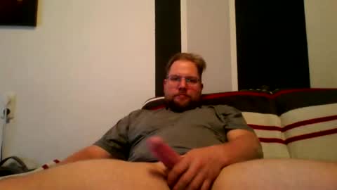 Snapshot of gnik_labinnah chatting on September 23, 6:00 pm gnik_labinnah online show from September 23, 6:00 pm