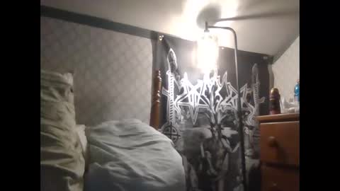 Snapshot of goatmoon666 chatting on January 26, 3:17 am goatmoon666 online show from January 26, 3:17 am