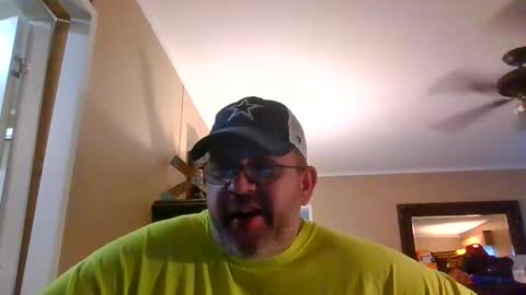 Snapshot of gobey33 chatting on October 7, 6:16 pm IDKIDCIDGAF online show from October 7, 6:16 pm