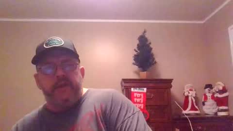 IDKIDCIDGAF online show from December 4, 1:26 am