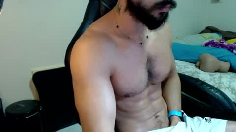 god hunkules online show from April 3, 4:16 pm