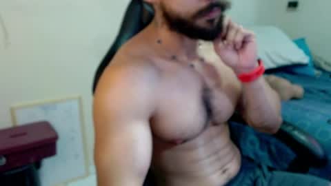 Snapshot of god_hunkules chatting on April 28, 2:49 am god hunkules online show from April 28, 2:49 am