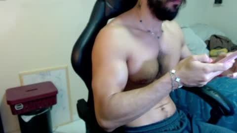 Snapshot of god_hunkules chatting on May 1, 3:38 pm god hunkules online show from May 1, 3:38 pm