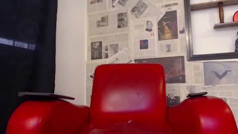 Snapshot of god_of_olympus1 chatting on November 20, 1:11 pm steven online show from November 20, 1:11 pm