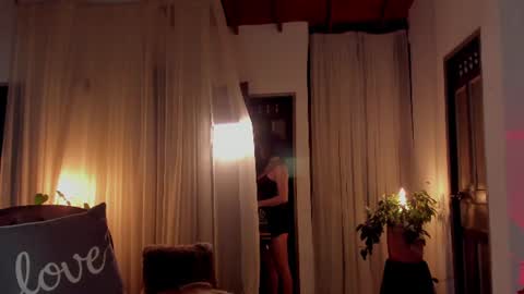 Snapshot of goddes_helena chatting on June 13, 12:41 am Elena online show from June 13, 12:41 am