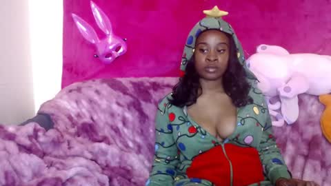 goddess_aaliyah online show from December 24, 12:44 pm