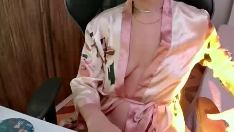 Snapshot of goddess_artemis_ chatting on January 27, 11:00 pm Fauna online show from January 27, 11:00 pm