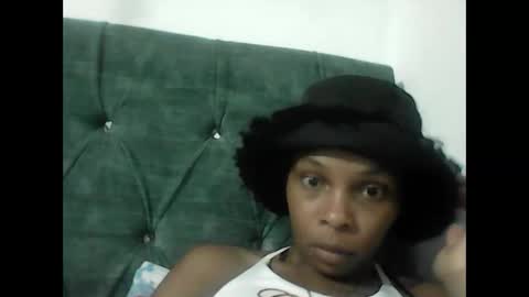 Snapshot of goddess_brenda chatting on March 26, 2:28 am BRENDA Hello love help me please Independent model online show from March 26, 2:28 am