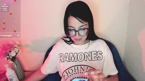 M A R T I N A  online show from November 25, 12:21 am