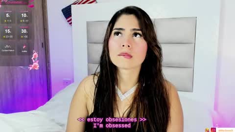 Mia online show from September 10, 10:43 pm