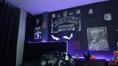 Snapshot of goddess_mortem chatting on January 16, 11:09 pm Mortem model independientfollow me on my telegram channel online show from January 16, 11:09 pm