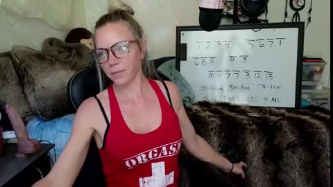 Patricia Mars           Goddess of Mars twitter thegoddessmindy online show from September 18, 3:14 pm