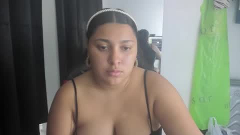 goddess_of_sissys online show from December 3, 11:36 pm