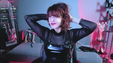 Snapshot of goddess_orsa chatting on June 5, 5:47 am Orsa online show from June 5, 5:47 am