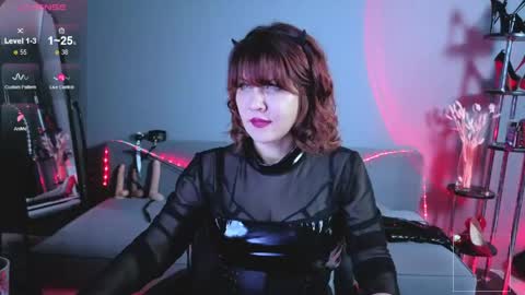 Snapshot of goddess_orsa chatting on June 5, 6:52 am Orsa online show from June 5, 6:52 am