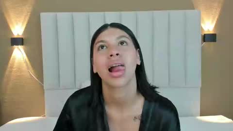 Saori online show from March 8, 11:52 pm