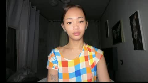 Snapshot of goddess_tatoo chatting on June 23, 12:08 am killy online show from June 23, 12:08 am