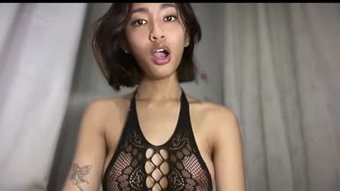 Snapshot of goddess_tatoo chatting on July 31, 5:51 am killy online show from July 31, 5:51 am