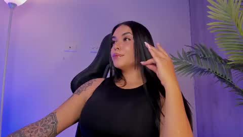Snapshot of goddess_veronicaaa chatting on July 24, 7:34 pm Miss Veronica - The Supreme online show from July 24, 7:34 pm
