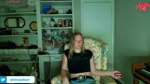 Snapshot of goddessalison chatting on July 24, 1:58 am goddessalison online show from July 24, 1:58 am