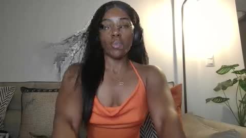 Miss Raven Black online show from April 5, 1:47 am