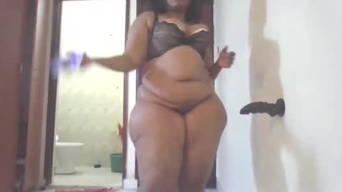 Snapshot of goddessebon chatting on December 16, 2:49 pm shasha big online show from December 16, 2:49 pm