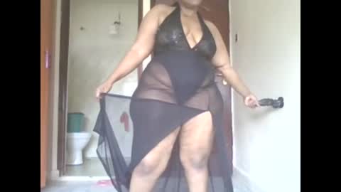 Snapshot of goddessebon chatting on January 16, 7:17 am shasha big online show from January 16, 7:17 am