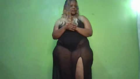 Snapshot of goddessebon chatting on September 16, 8:37 am shasha big online show from September 16, 8:37 am