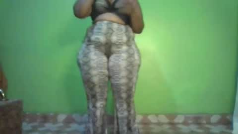 Snapshot of goddessebon chatting on November 11, 8:47 am shasha big online show from November 11, 8:47 am