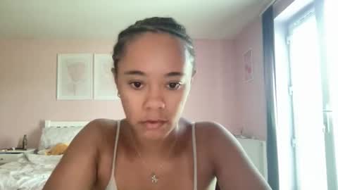 Goddess L online show from April 22, 10:28 am