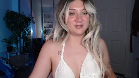 Snapshot of goddessemmy chatting on May 20, 6:30 am Goddess Emmy online show from May 20, 6:30 am