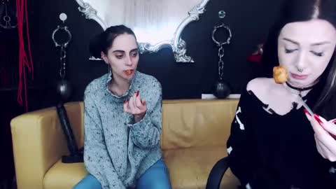 Snapshot of goddessgeorgia chatting on January 4, 4:54 pm Goddess Georgia online show from January 4, 4:54 pm