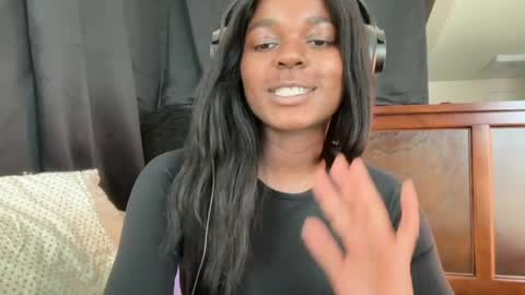 Snapshot of goddessimani chatting on May 29, 7:12 pm Goddess Imani Saint John online show from May 29, 7:12 pm