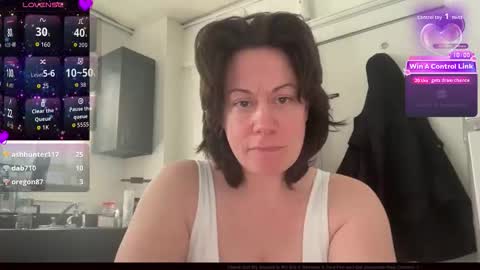 Snapshot of goddessjaylastar chatting on February 13, 3:08 pm GoddessJayla Star online show from February 13, 3:08 pm