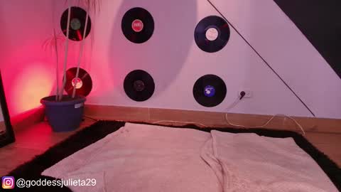 Julieta online show from March 24, 7:08 pm