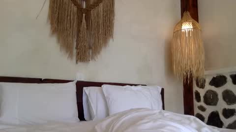 goddessmiamuse online show from December 15, 2:27 am