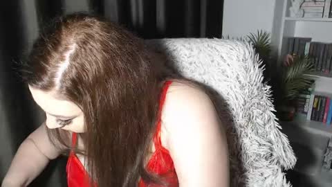 Snapshot of goddessmxx chatting on May 20, 7:09 pm Mistress Mary online show from May 20, 7:09 pm