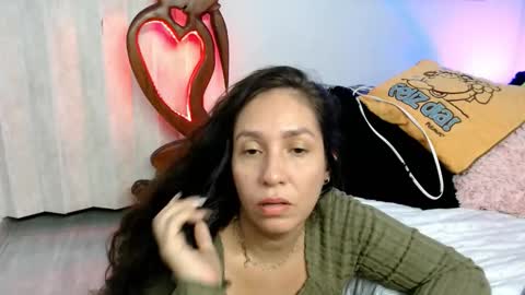  Naih Reyes online show from February 17, 5:37 am