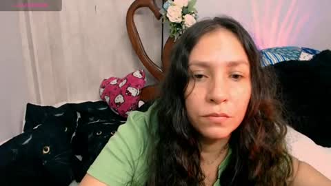 Snapshot of goddessnahi chatting on July 21, 1:19 am Naih Reyes online show from July 21, 1:19 am