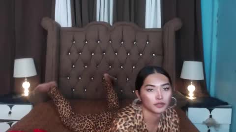 Snapshot of goddessvina7068 chatting on February 28, 2:09 am goddessvina7068 online show from February 28, 2:09 am
