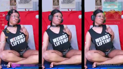 Snapshot of goddexxolive chatting on June 15, 8:00 pm Goddexx Olive online show from June 15, 8:00 pm