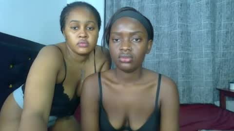 godess_lunah online show from June 26, 6:34 pm