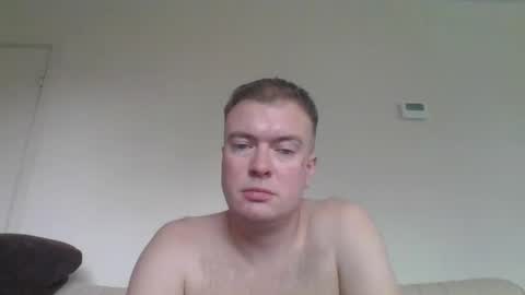 Snapshot of gogo12104 chatting on October 28, 2:20 pm jme online show from October 28, 2:20 pm