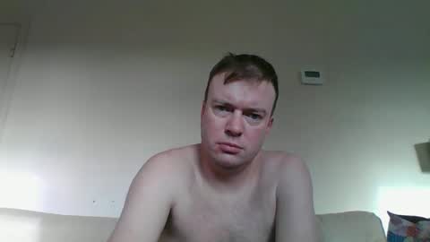 Snapshot of gogo12104 chatting on January 10, 10:50 am jme online show from January 10, 10:50 am