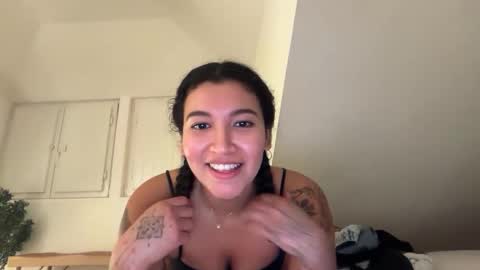 gogopixi online show from January 11, 9:09 pm