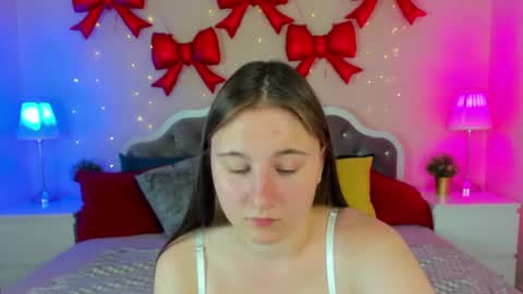 gohardmily online show from July 10, 8:18 am