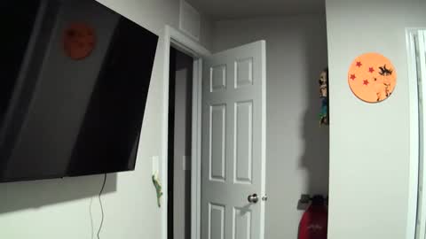 gokugarrison4334 online show from October 3, 9:45 pm