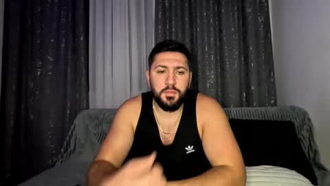 gold_alpha_boy online show from October 30, 7:58 pm